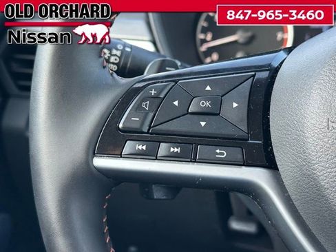 Used 2025 Nissan Altima 2.5 SR AWD/4WD image 19