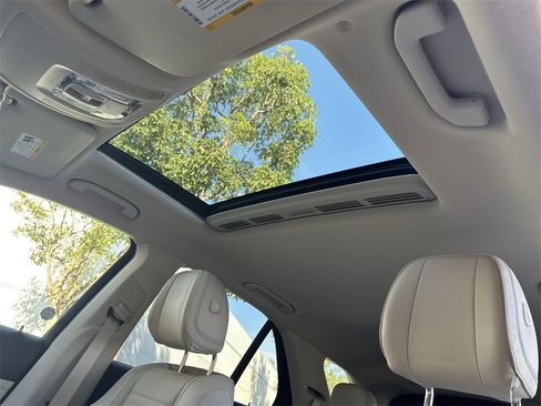 Used 2022 Mercedes-Benz GLE 450 4MATIC image 16