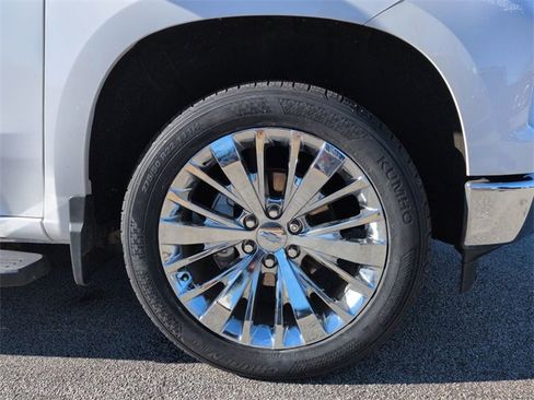 Used 2022 Chevrolet Silverado 1500 LTZ image 10