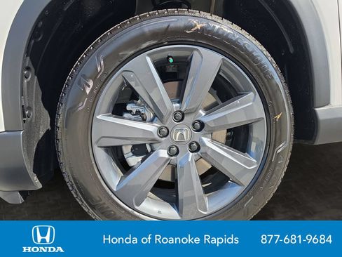 New 2026 Honda Pilot Sport image 9