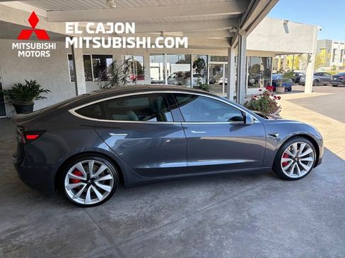 Used 2019 Tesla Model 3 Long Range AWD/4WD image 2