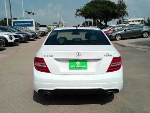 Used 2013 Mercedes-Benz C 300 4MATIC Sedan image 7