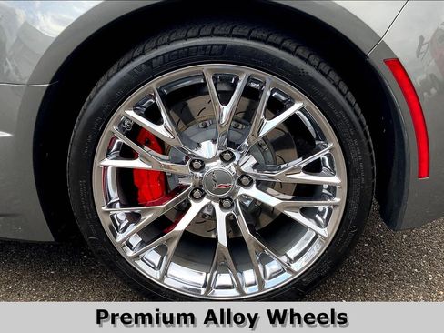 Used 2016 Chevrolet Corvette Z06 w/ 3LZ Preferred Equipment Group image 9
