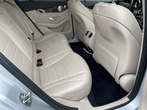 Used 2019 Mercedes-Benz GLC 300 image 44