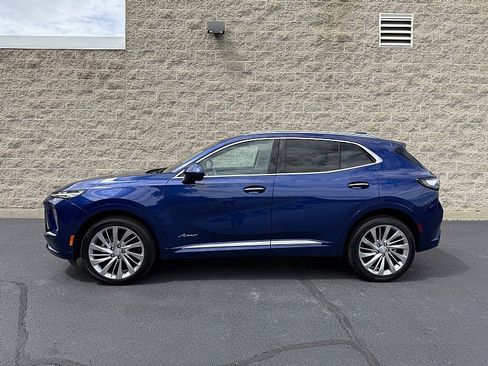 Used 2025 Buick Envision Avenir AWD/4WD image 5