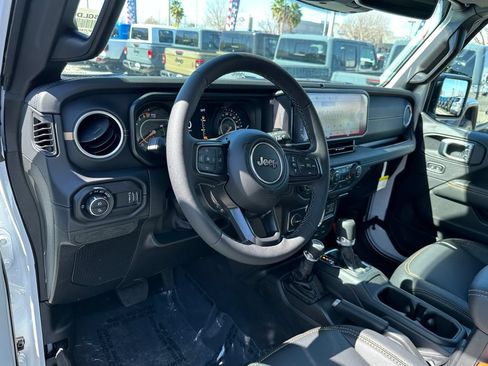 New 2026 Jeep Gladiator Sport AWD/4WD image 19