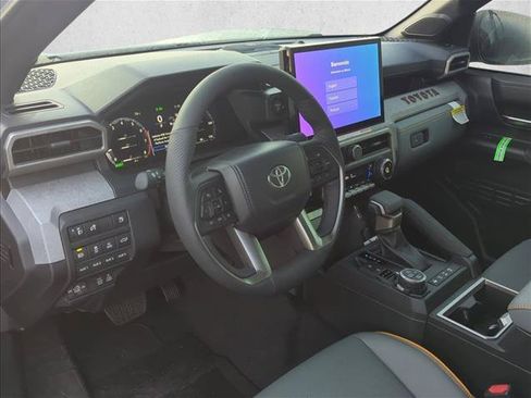 Used 2025 Toyota Tacoma 4x4 Double Cab Hybrid image 14