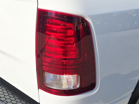 Used 2019 RAM 1500 Classic Warlock w/ Electronics Group image 37