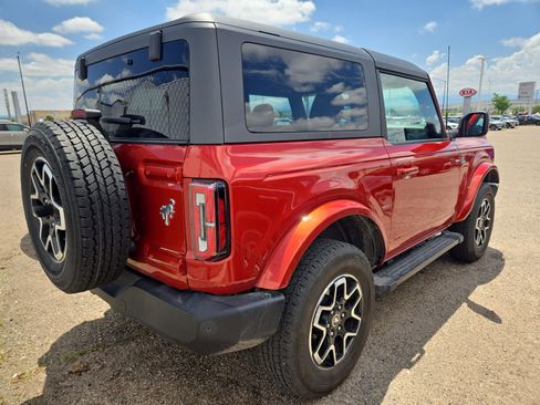 Used 2023 Ford Bronco Outer Banks AWD/4WD image 4