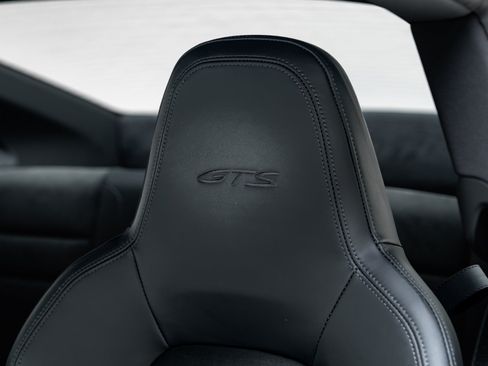 Used 2023 Porsche 911 Carrera GTS RWD image 35