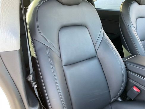 Used 2021 Tesla Model Y Long Range image 67