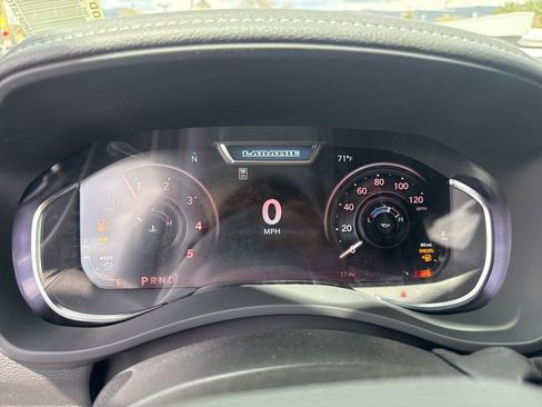 New 2026 RAM 2500 Laramie AWD/4WD image 14