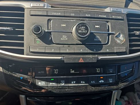 Used 2017 Honda Accord LX image 12