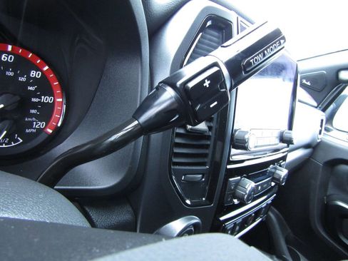 Used 2024 Nissan Titan PRO-4X w/ Pro-4x Utility Package image 20