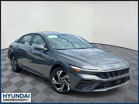 New 2026 Hyundai Elantra Limited FWD image 1