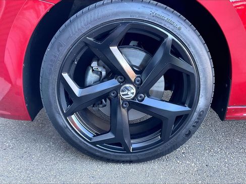 Used 2021 Volkswagen Passat 2.0T R-Line image 23