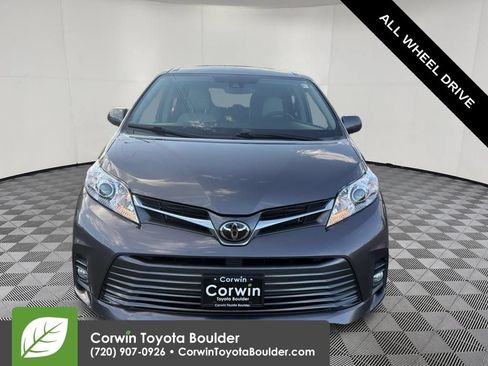 Used 2020 Toyota Sienna XLE w/ XLE Navigation Package AWD/4WD image 2