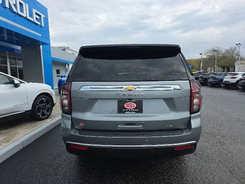 Used 2023 Chevrolet Tahoe LT w/ LT Signature Plus Package AWD/4WD image 3