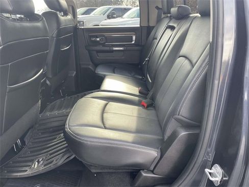 Used 2019 RAM 1500 Laramie image 23