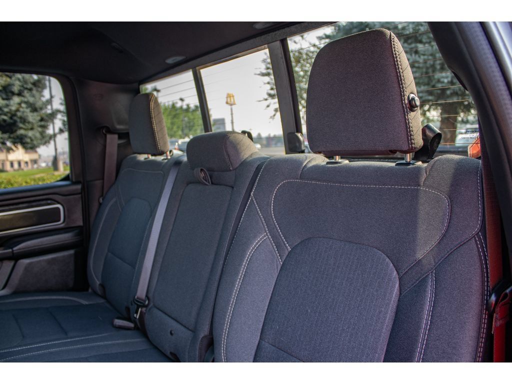 Used 2023 RAM 1500 Big Horn AWD/4WD image 18