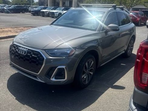 Used 2024 Audi Q5 2.0T Premium Plus AWD/4WD image 3