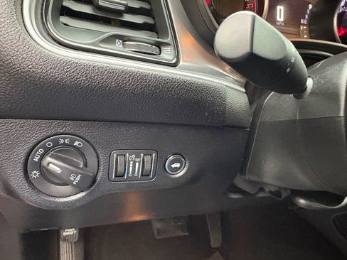 Used 2021 Dodge Challenger R/T image 34