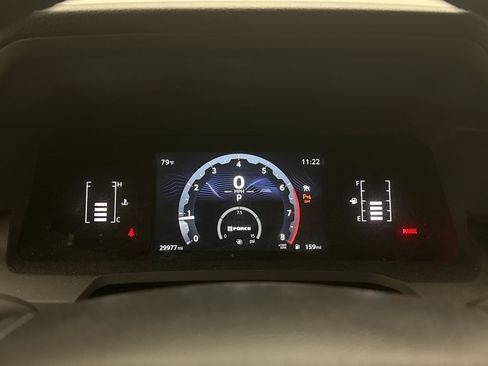 Used 2024 Toyota Tacoma SR5 AWD/4WD image 9