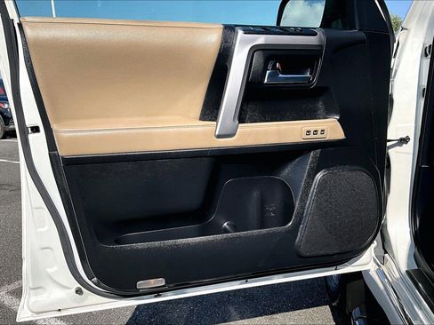 Used 2023 Toyota 4Runner Limited AWD/4WD image 22