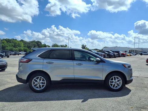 Used 2024 Ford Edge SEL AWD/4WD image 21