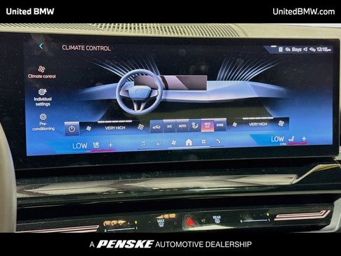 Certified 2024 BMW 530i w/ Convenience Package RWD image 18