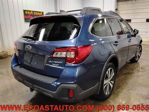 Used 2019 Subaru Outback 3.6R Limited w/ Popular Package #2 image 3
