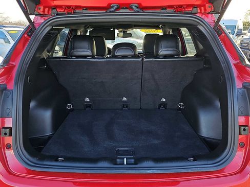 Used 2022 Jeep Compass Limited image 28