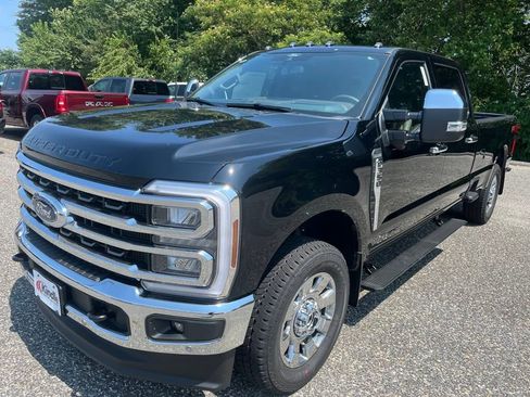 New 2025 Ford F350 King Ranch w/ Chrome Package image 4