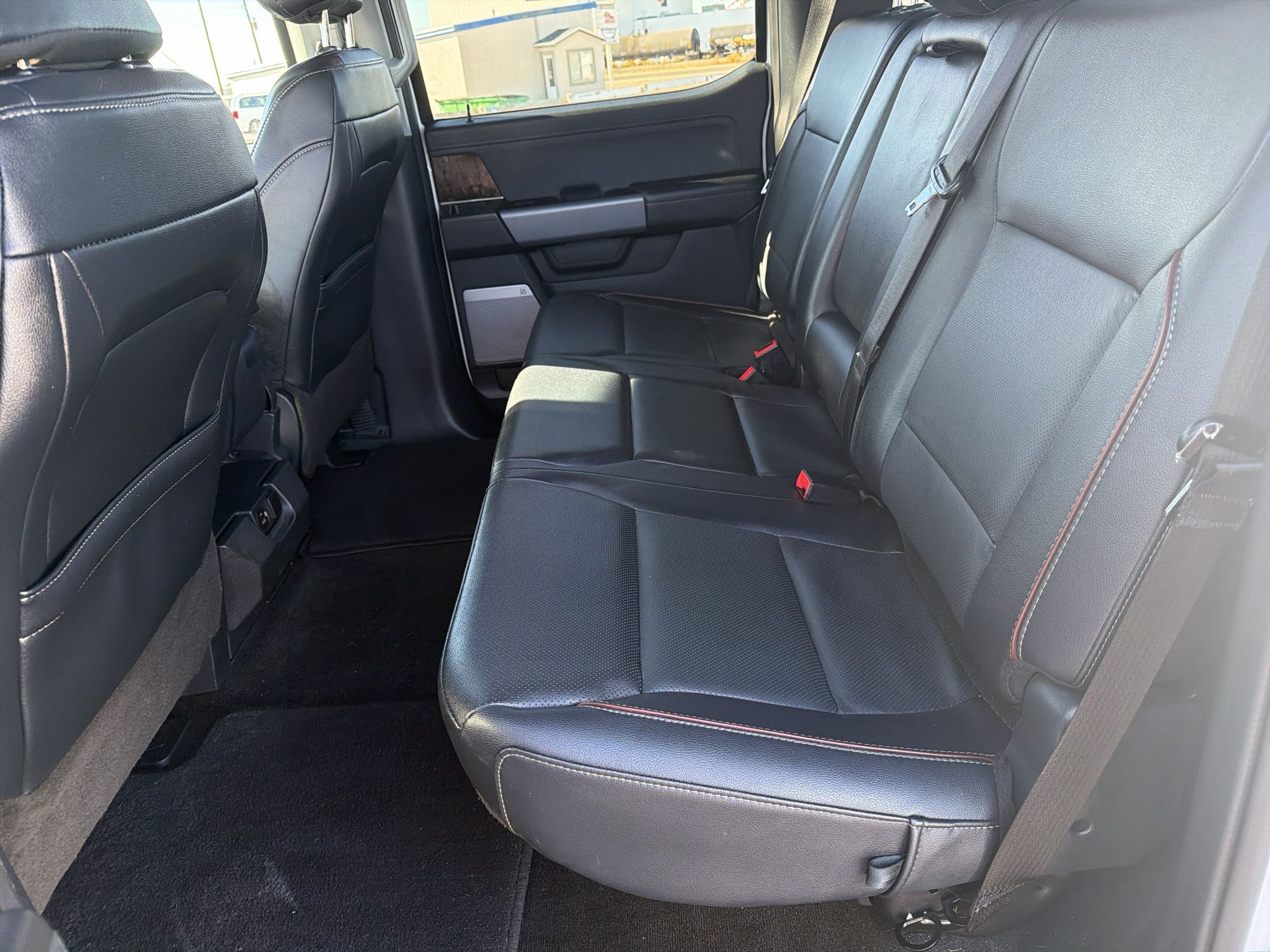 Used 2022 Ford F150 Lariat w/ Equipment Group 501A Mid AWD/4WD image 21