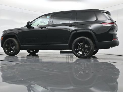 New 2025 Jeep Grand Cherokee L Limited w/ Black Appearance Package image 46