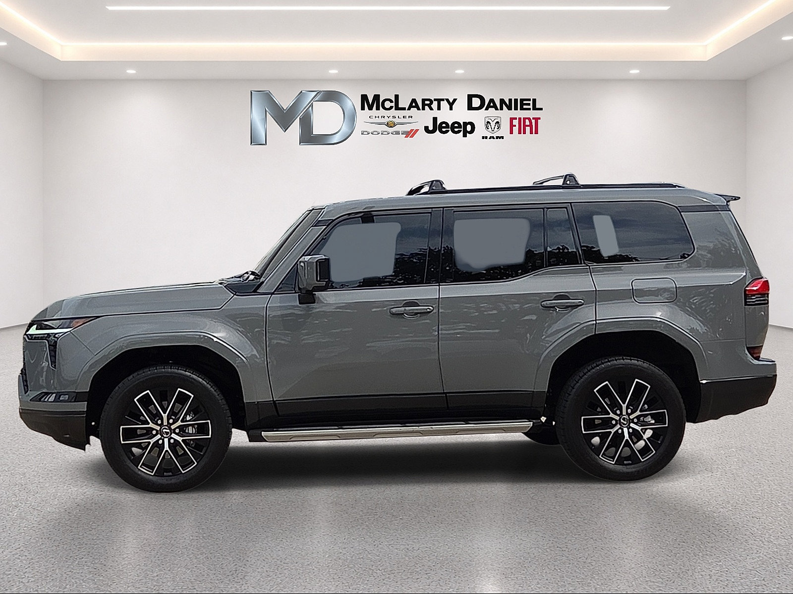 Used 2026 Lexus GX 550 w/ Accessory Package (2T) AWD/4WD image 3