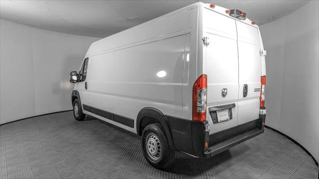 Used 2025 RAM ProMaster 2500 w/ Convenience Group FWD image 4