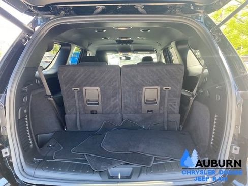 Used 2025 Dodge Durango R/T w/ Blacktop Package AWD/4WD image 12