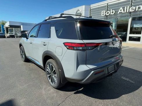 New 2026 Nissan Pathfinder Platinum AWD/4WD image 5