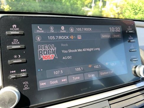 Used 2018 Honda Accord EX-L image 23