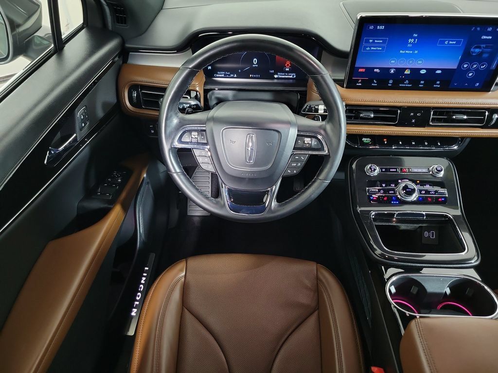 Certified 2022 Lincoln Nautilus Reserve AWD/4WD image 9