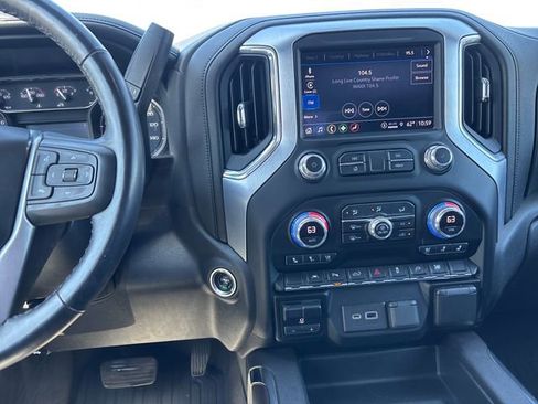 Used 2022 GMC Sierra 1500 SLT w/ SLT Convenience Package AWD/4WD image 38