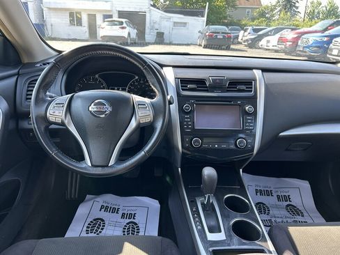 Used 2013 Nissan Altima 2.5 SV w/ 2.5SV Convenience Pkg FWD image 11