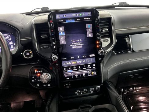 Used 2025 RAM 1500 Limited AWD/4WD image 6