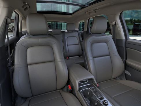 New 2025 Lincoln Corsair Grand Touring w/ Equipment Group 302A image 10