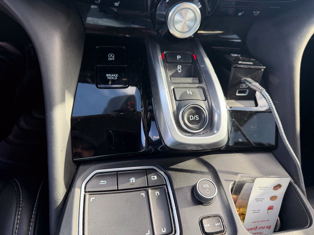Used 2022 Acura MDX w/ Technology Package AWD/4WD image 13