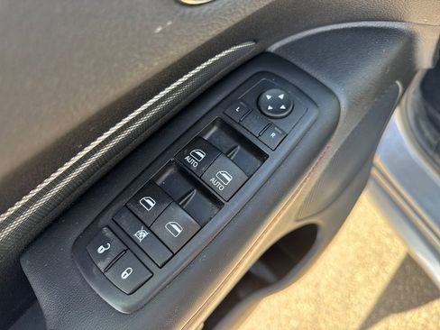 Used 2018 Dodge Durango GT image 11