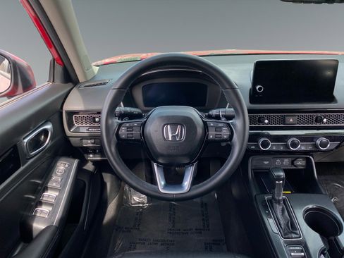 Used 2023 Honda Civic Touring image 7