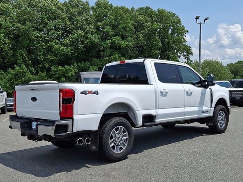 Used 2025 Ford F250 Lariat AWD/4WD image 5