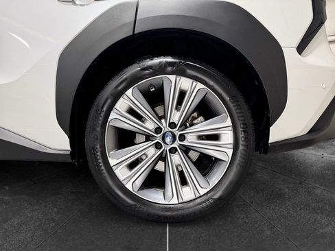 Used 2023 Subaru Solterra AWD image 29